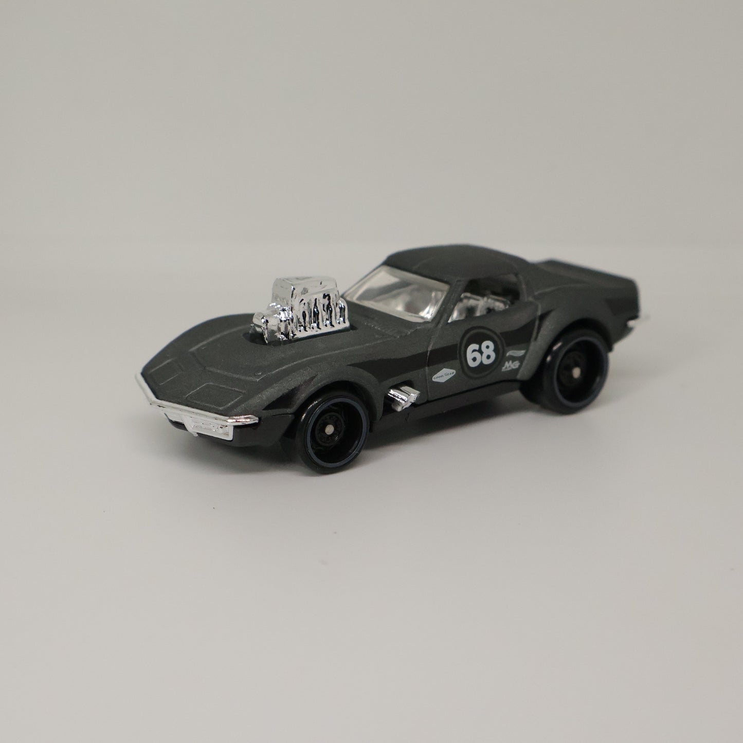 Corvette 68 Garage Monkey