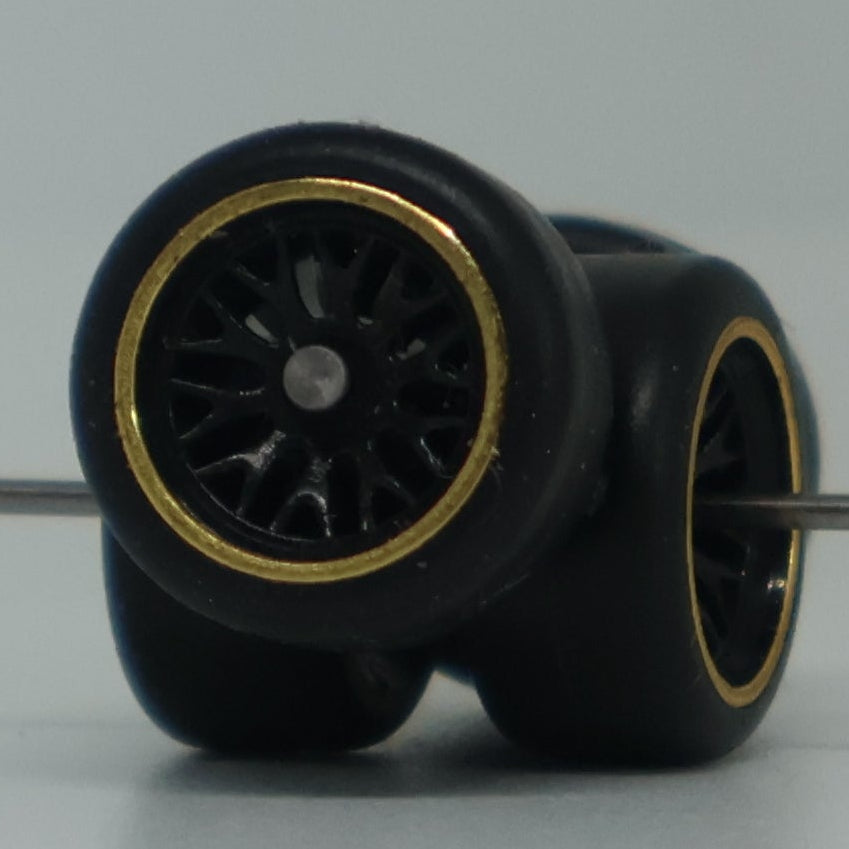 Llantas de Goma Escala 1:64 Básica Tipo F