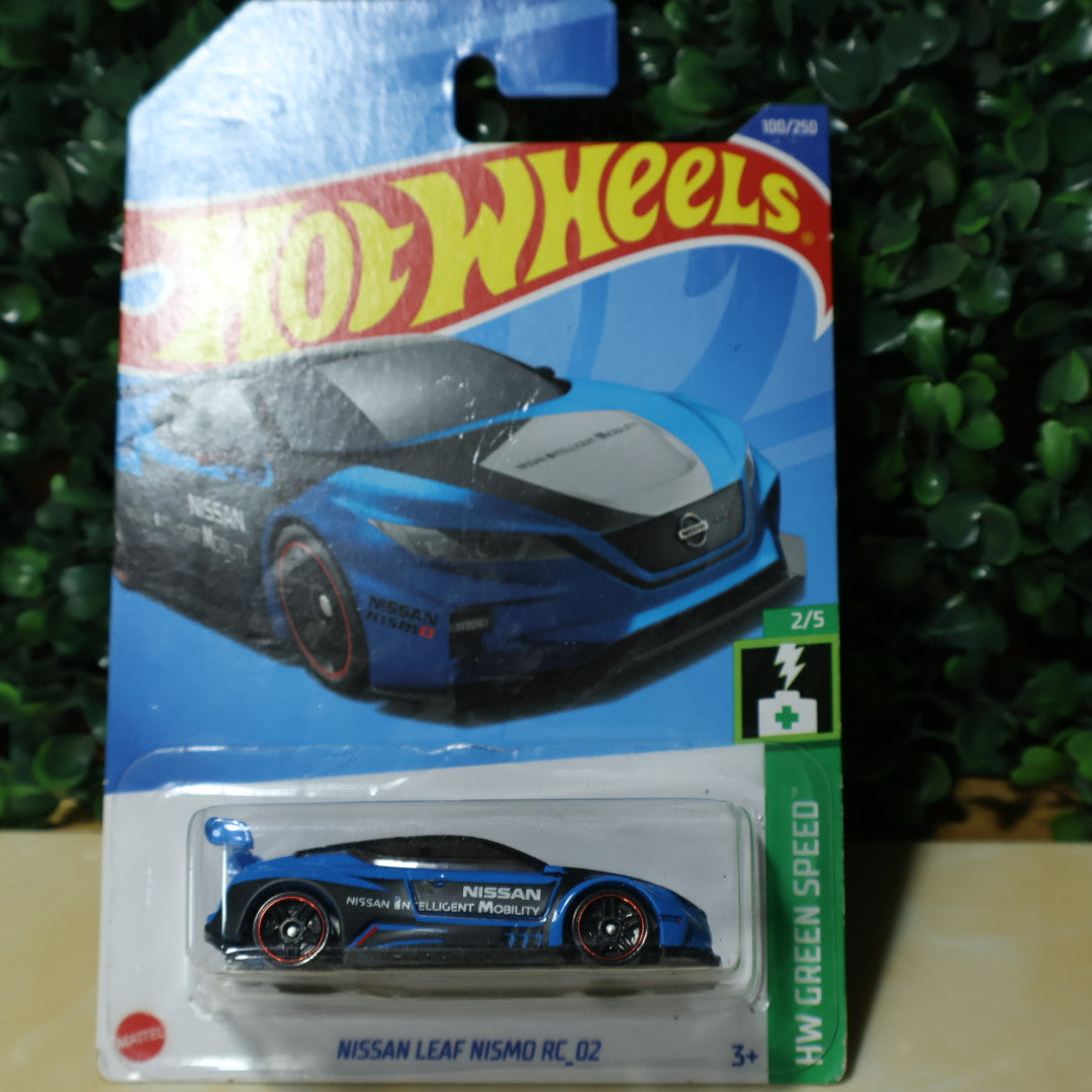 Hot Wheels Nissan Leaf Nismo RC_02