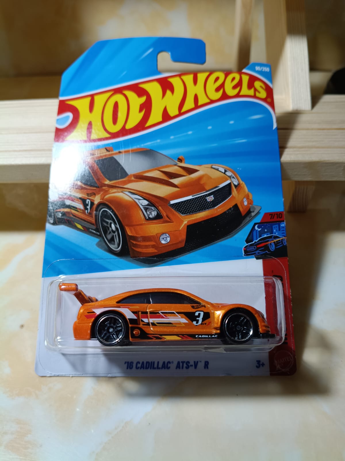 Hot Wheels '16 Cadillac ATS-V R - Screen Time