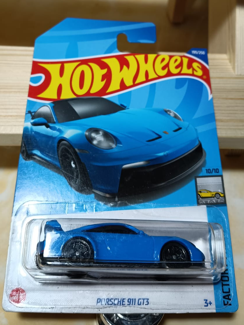 Hot Wheels Porsche 911 GT3 - Factory Fresh
