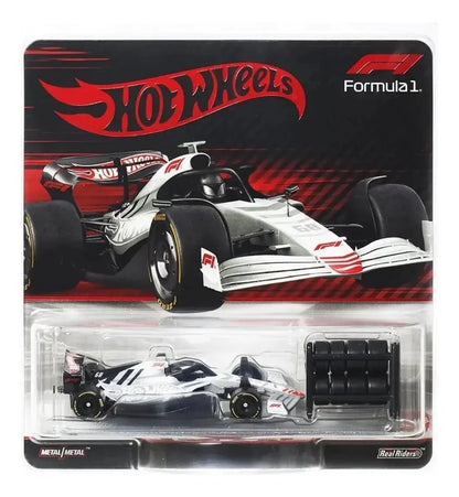 Hot Wheels Formula 1 F1 con rack de llantas