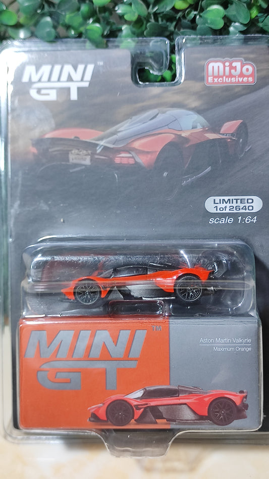 Aston Martin Valkyrie | Maximum Orange | Mini GT