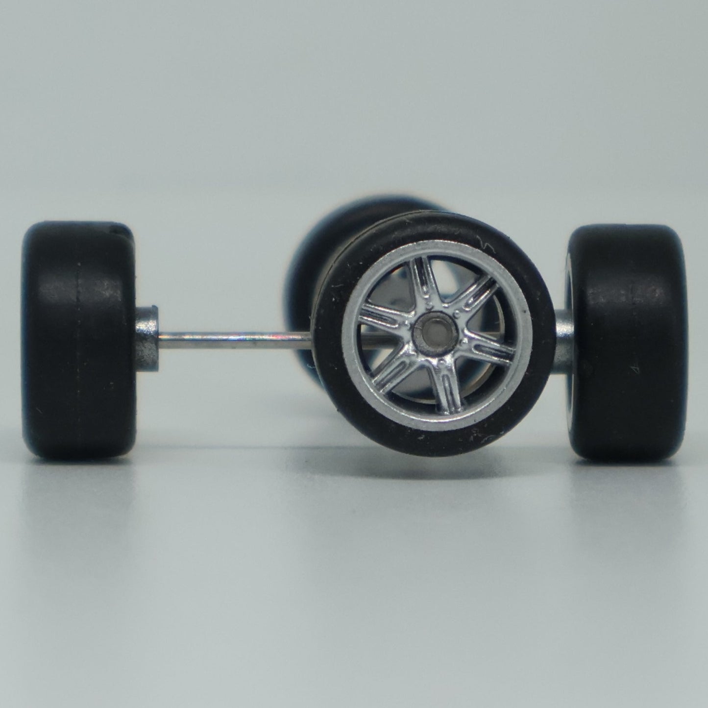 Llantas de Goma  Escala 1:64 Básica Tipo C