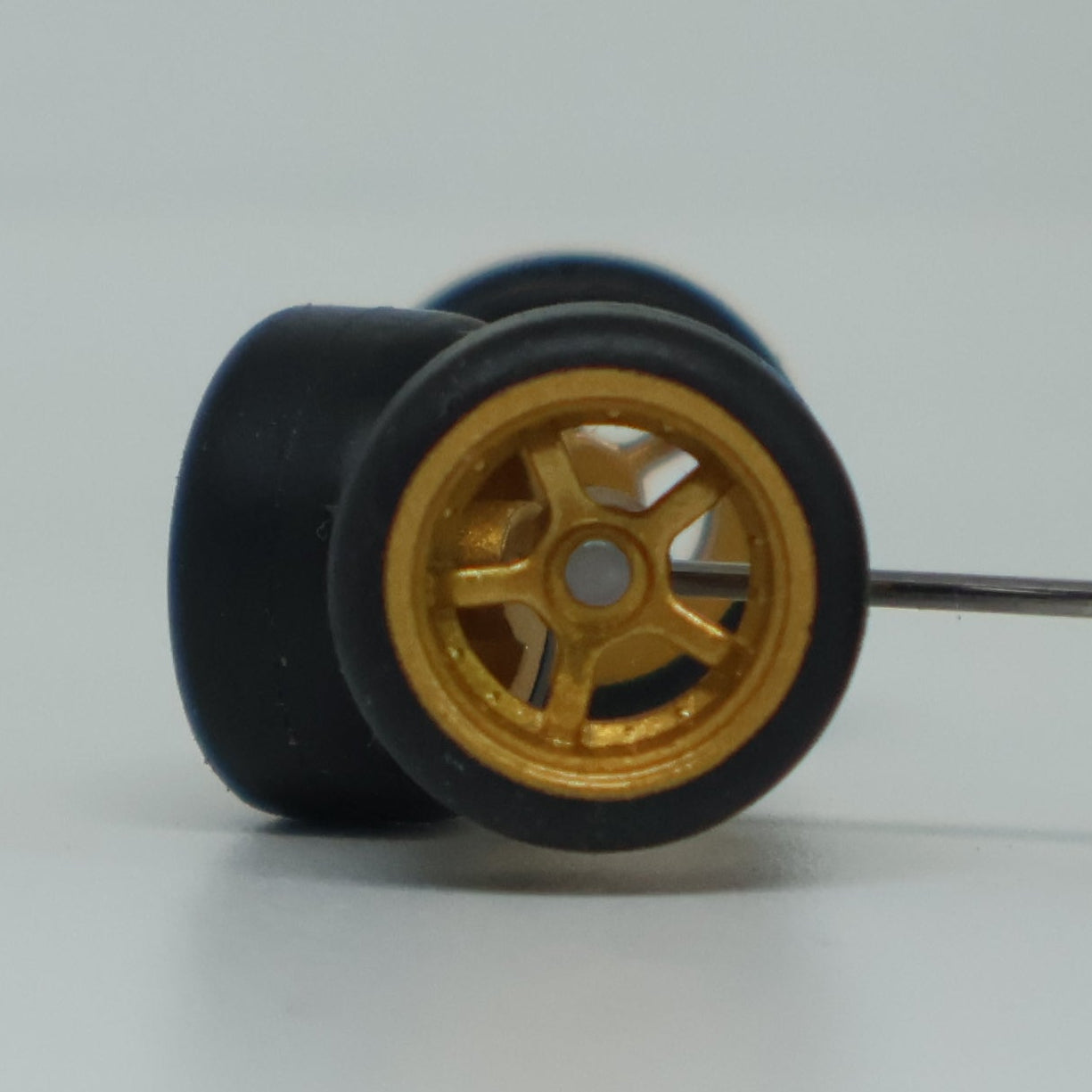 Llantas de Goma  Escala 1:64 Básica Tipo G