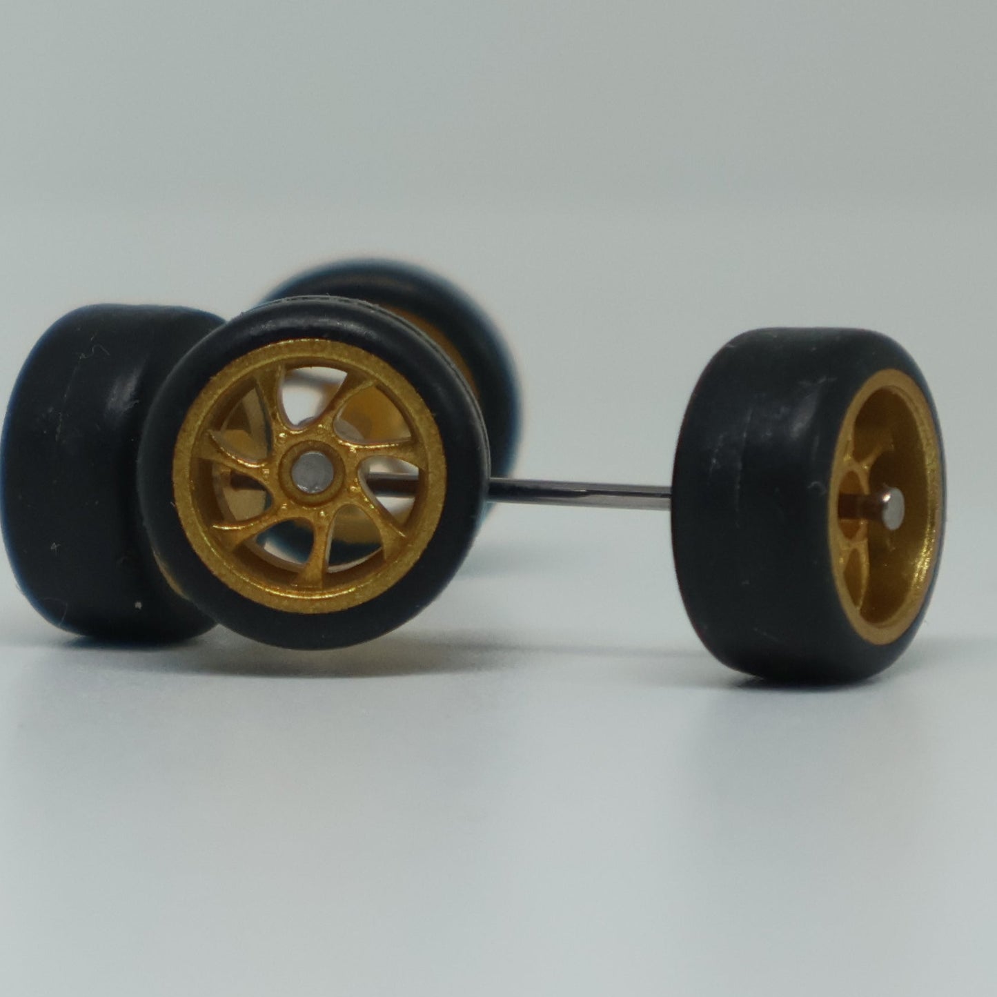 Llantas de Goma  Escala 1:64 Básica Tipo B