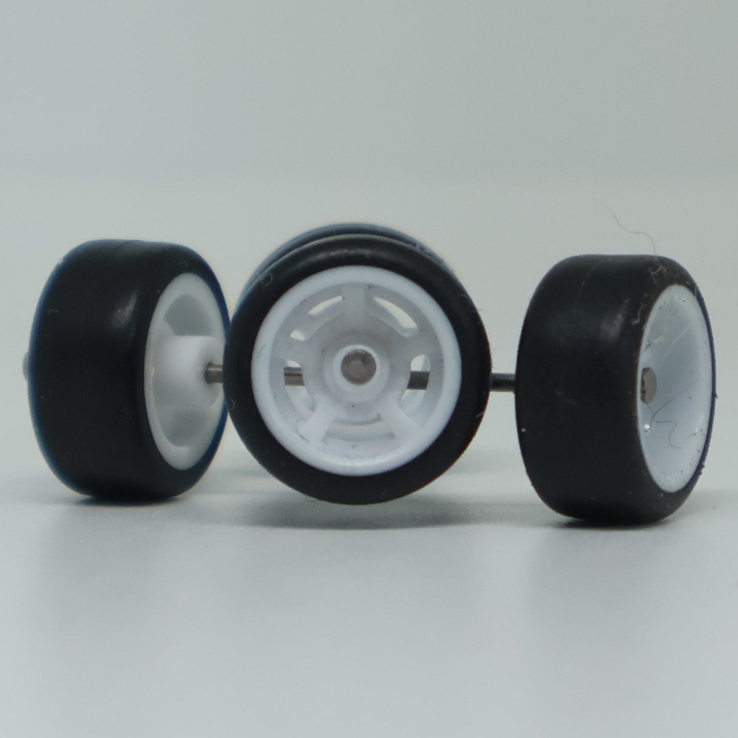 Llantas de Goma  Escala 1:64 Básica Tipo A