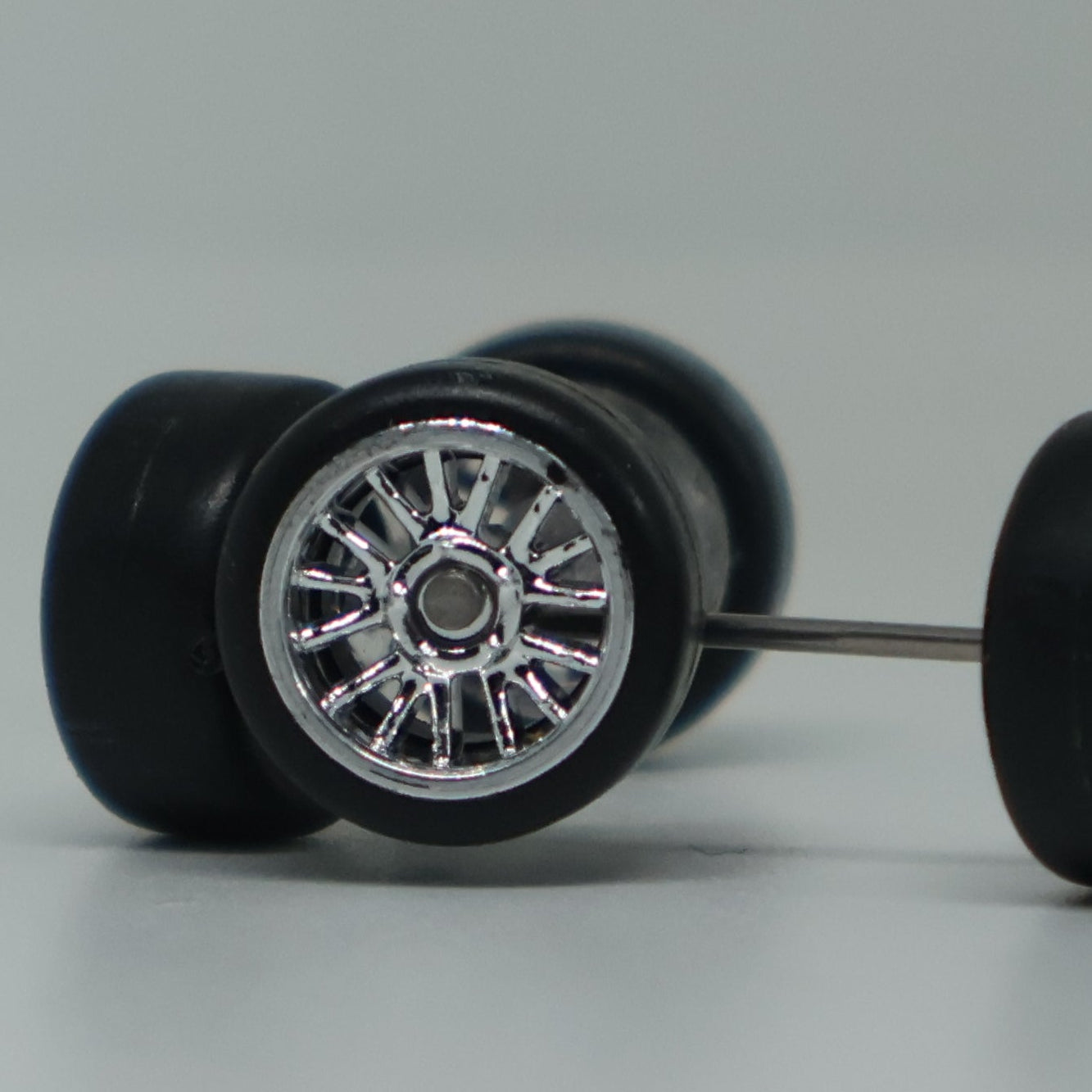 Llantas de Goma  Escala 1:64 Básica Tipo E