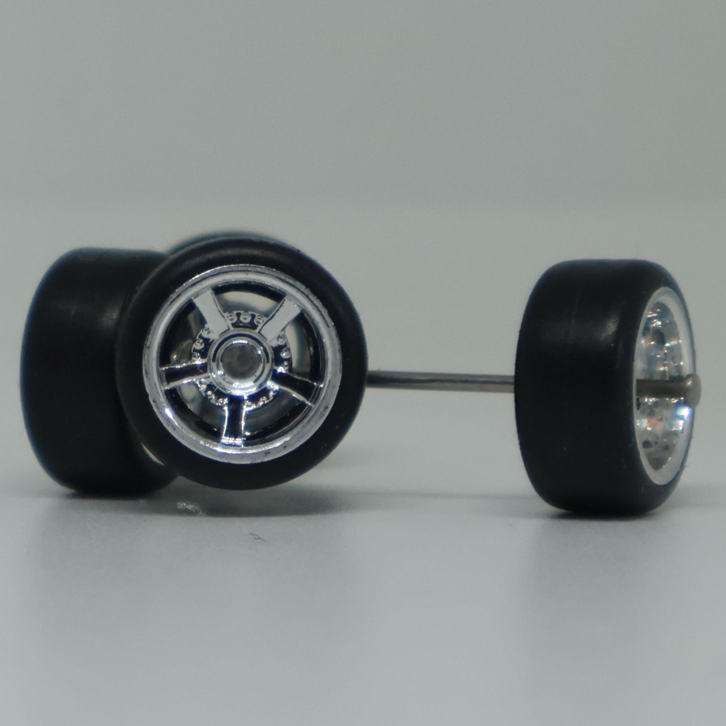 Llantas de Goma  Escala 1:64 Básica Tipo A