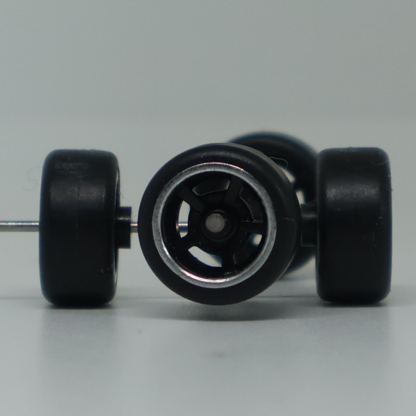 Llantas de Goma  Escala 1:64 Básica Tipo A