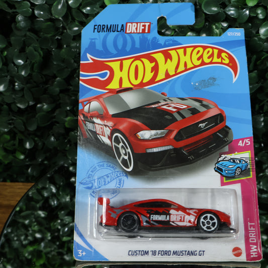 Custom 18 Ford Mustang GT
