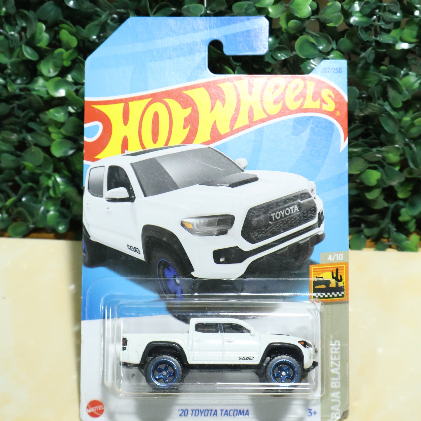 20 Toyota Tacoma Hotwheels Baja Blazers Blanco