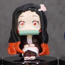 Figuras de Kimetsu No Yaiba sentados con base