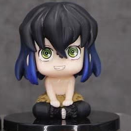 Figuras de Kimetsu No Yaiba sentados con base