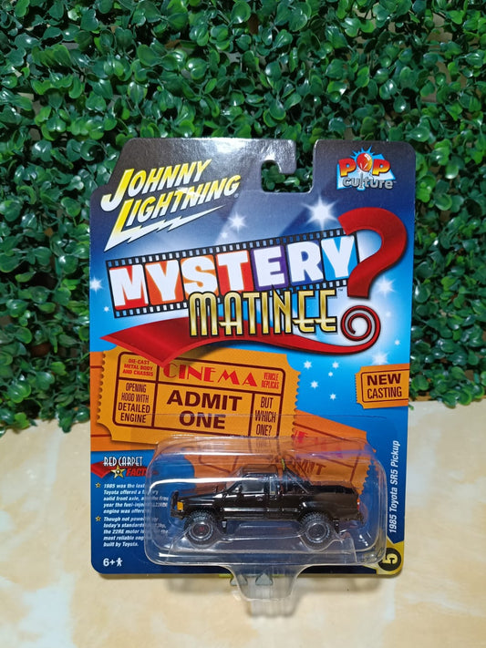 Johnny Lightning Pop Culture Mystery Matinee – 1985 Toyota SR5 Pickup