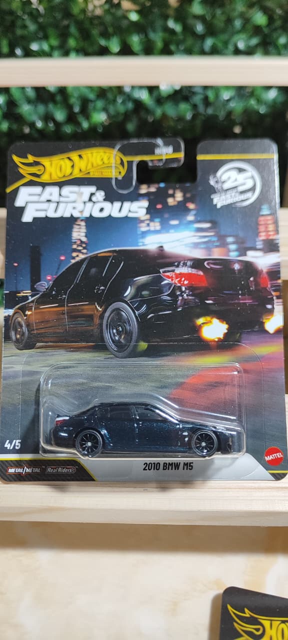 2010 BMW M5 Rapidos y Furiosos