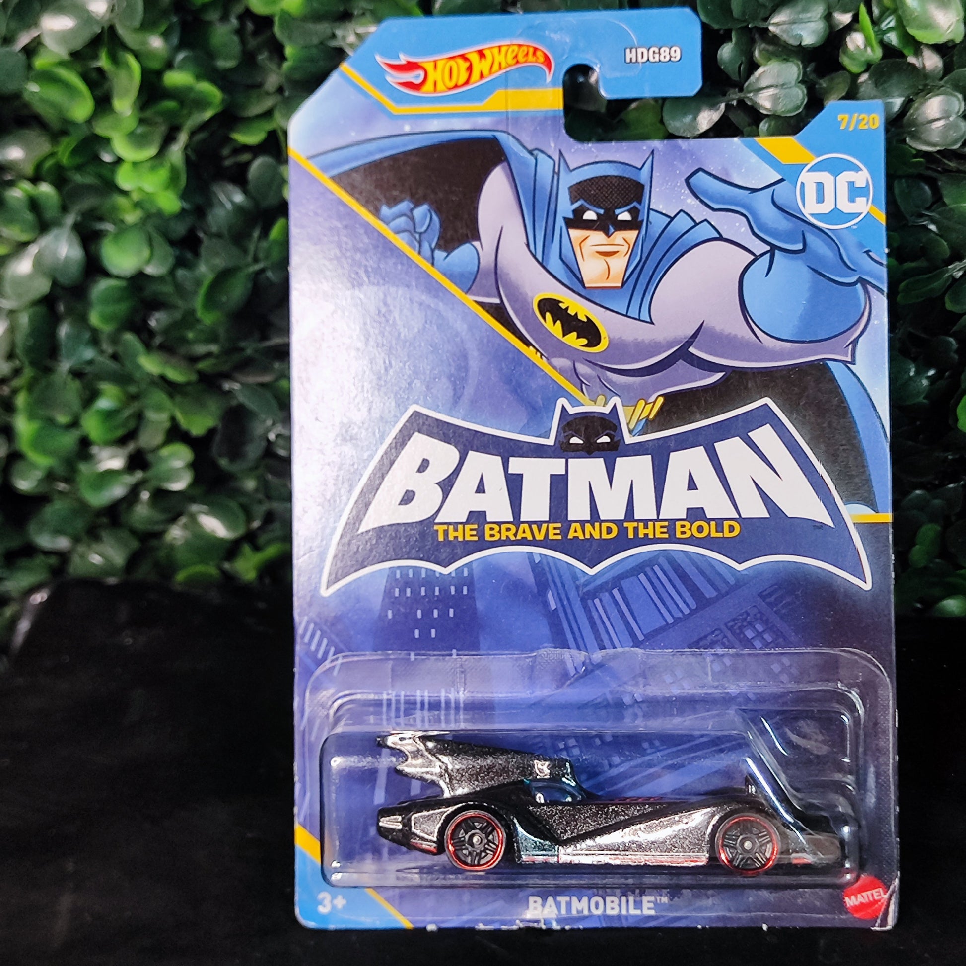 Batmobile_The_Brave_and_The_Bold__5000_0 • BT00 • Hotwheels, Basico