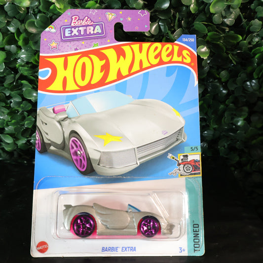 Barbie_Extra_HW_T_2500_0 • B01 • Basico, Hotwheels, Tematicos
