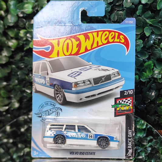 IMG_20250925_151547 • B03 • Hotwheels, Basico