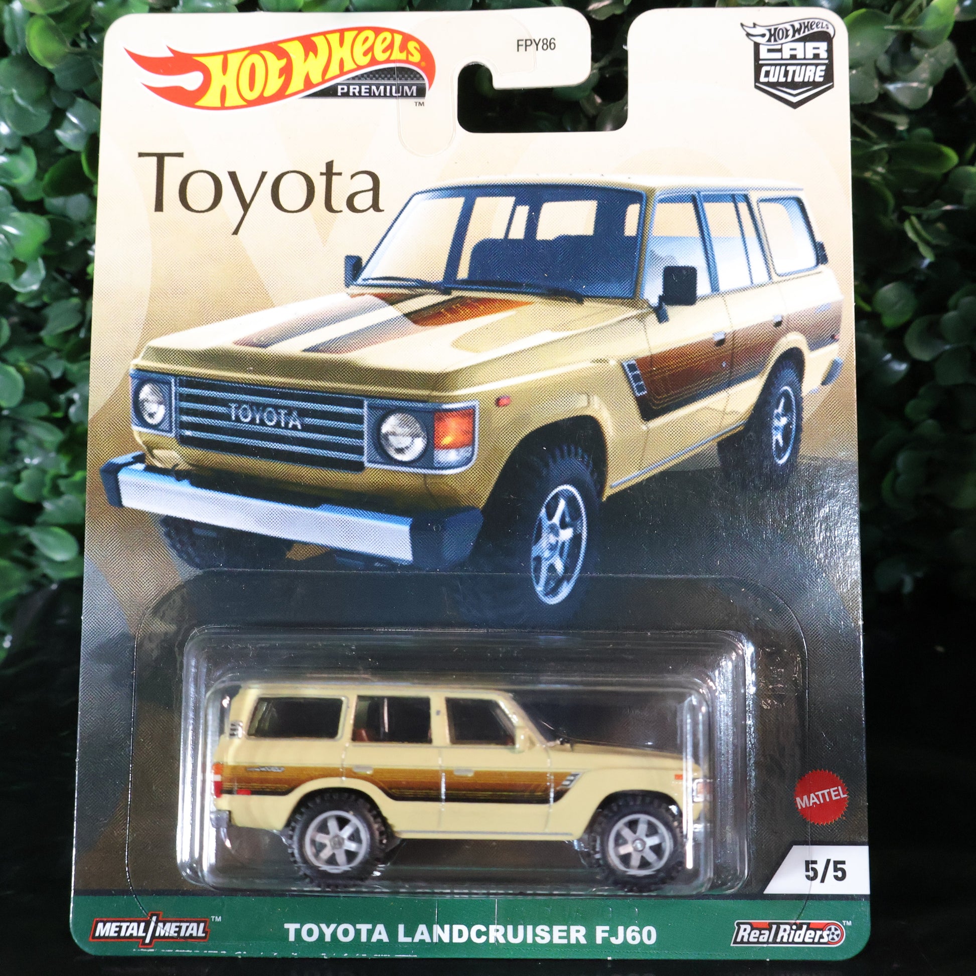 Toyota_Land_Cruiser_FJ60_Toyota_Car_Culture_9500_0 • P01 • Premium, Hotwheels
