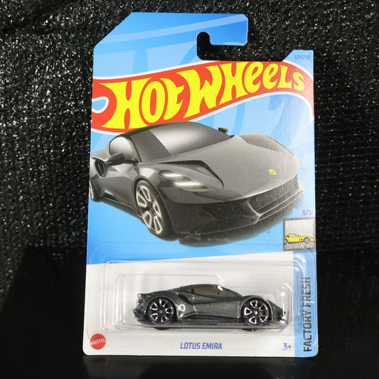LOTUS_EMIRA_Factory_Fresh_1500_0 • B00 • Hotwheels, Basico