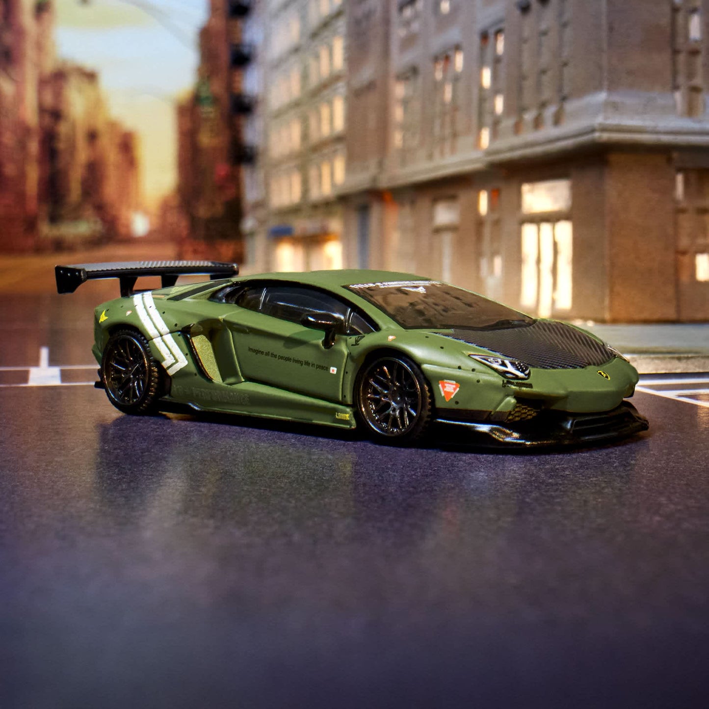 LBWK Lamborghini Aventador LP 700-4 - Hot Wheels Elite 64