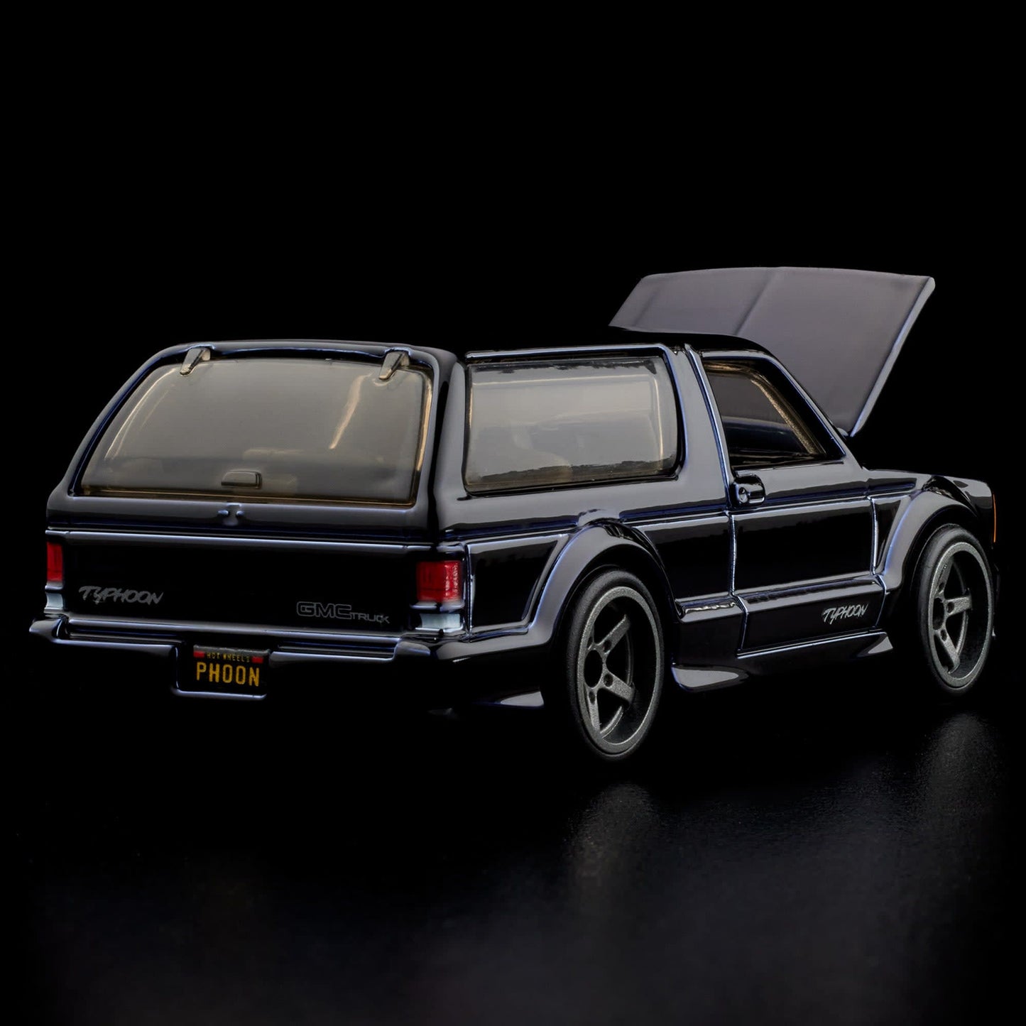 Hot Wheels RLC 1992 GMC Typhoon
