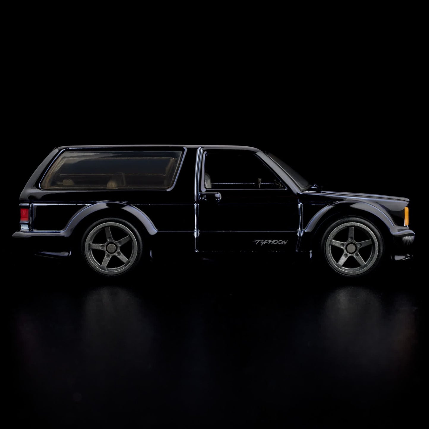 Hot Wheels RLC 1992 GMC Typhoon