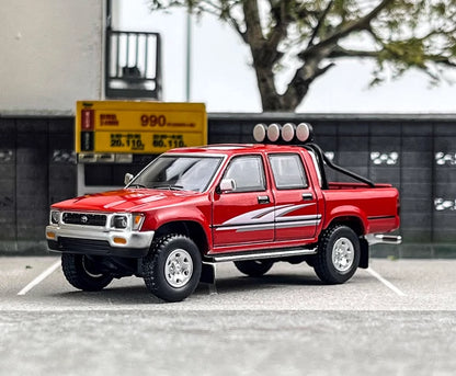 Toyota Hilux 4WD Die-Cast 1:64 – Rojo (MASDI)