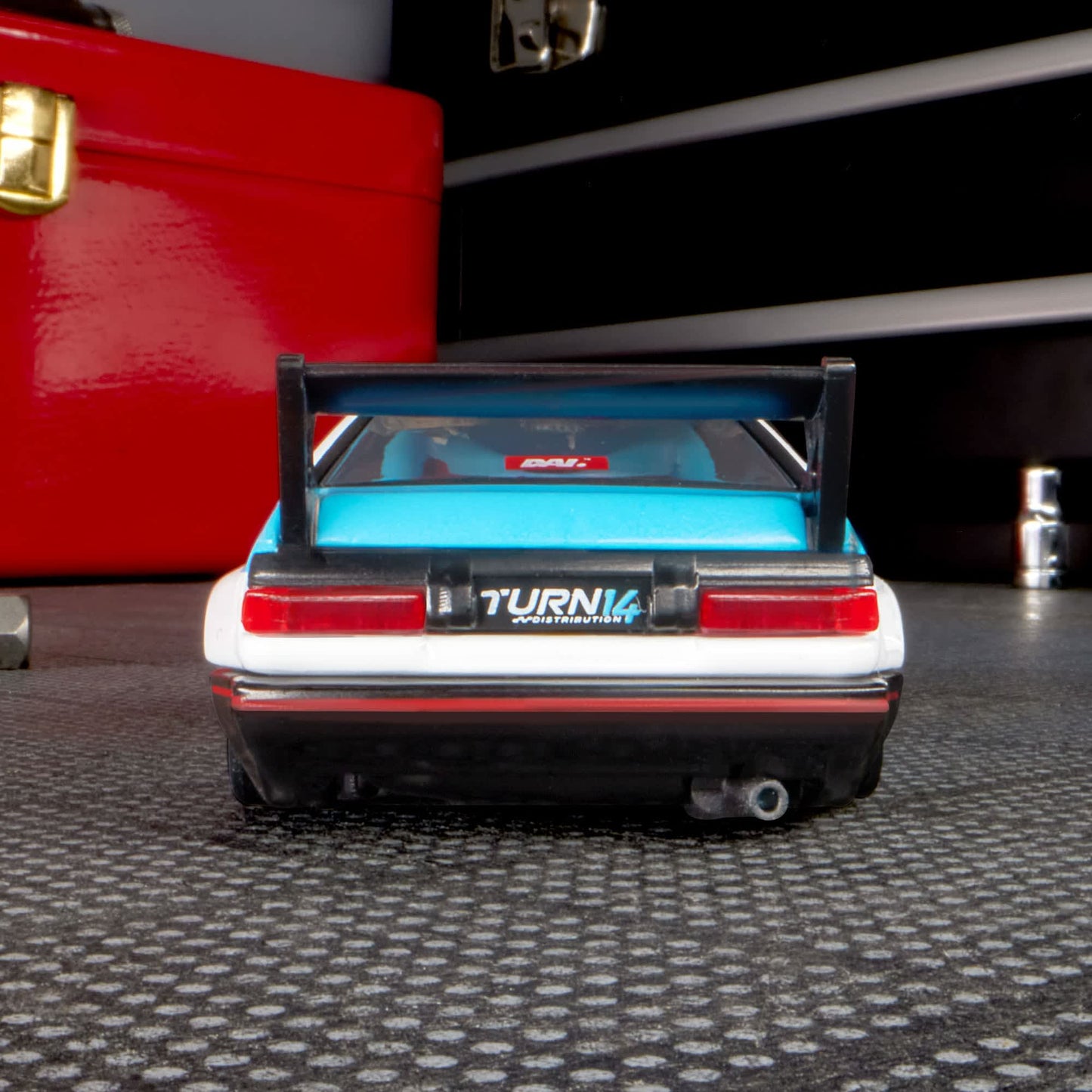 Hot Wheels Elite 64 #16 - Toyota Corolla Levin AE86 Custom Turn 14