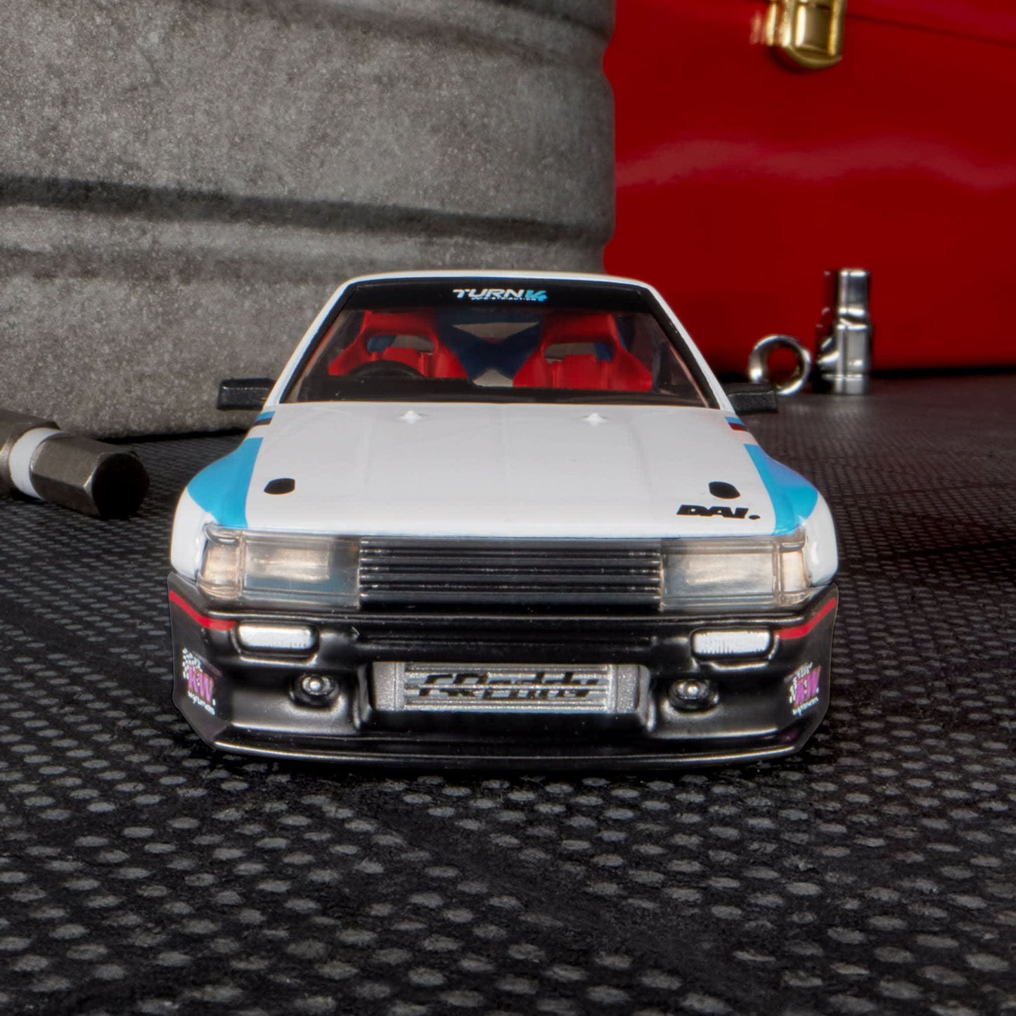 Hot Wheels Elite 64 #16 - Toyota Corolla Levin AE86 Custom Turn 14